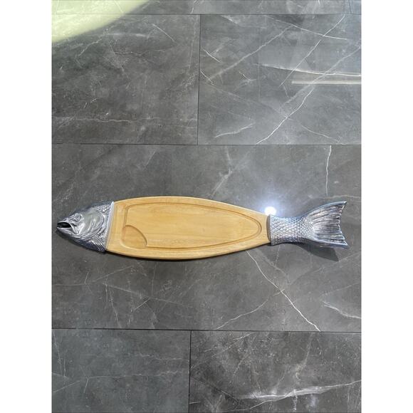 XL 20th Century Salmon Aluminum and Wood Tray Plate Platter Vintage 1970s 35”